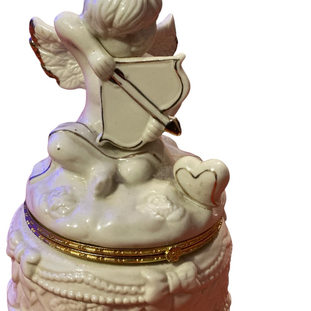 Vintage Porcelain White Cupid Angel Trinket Box